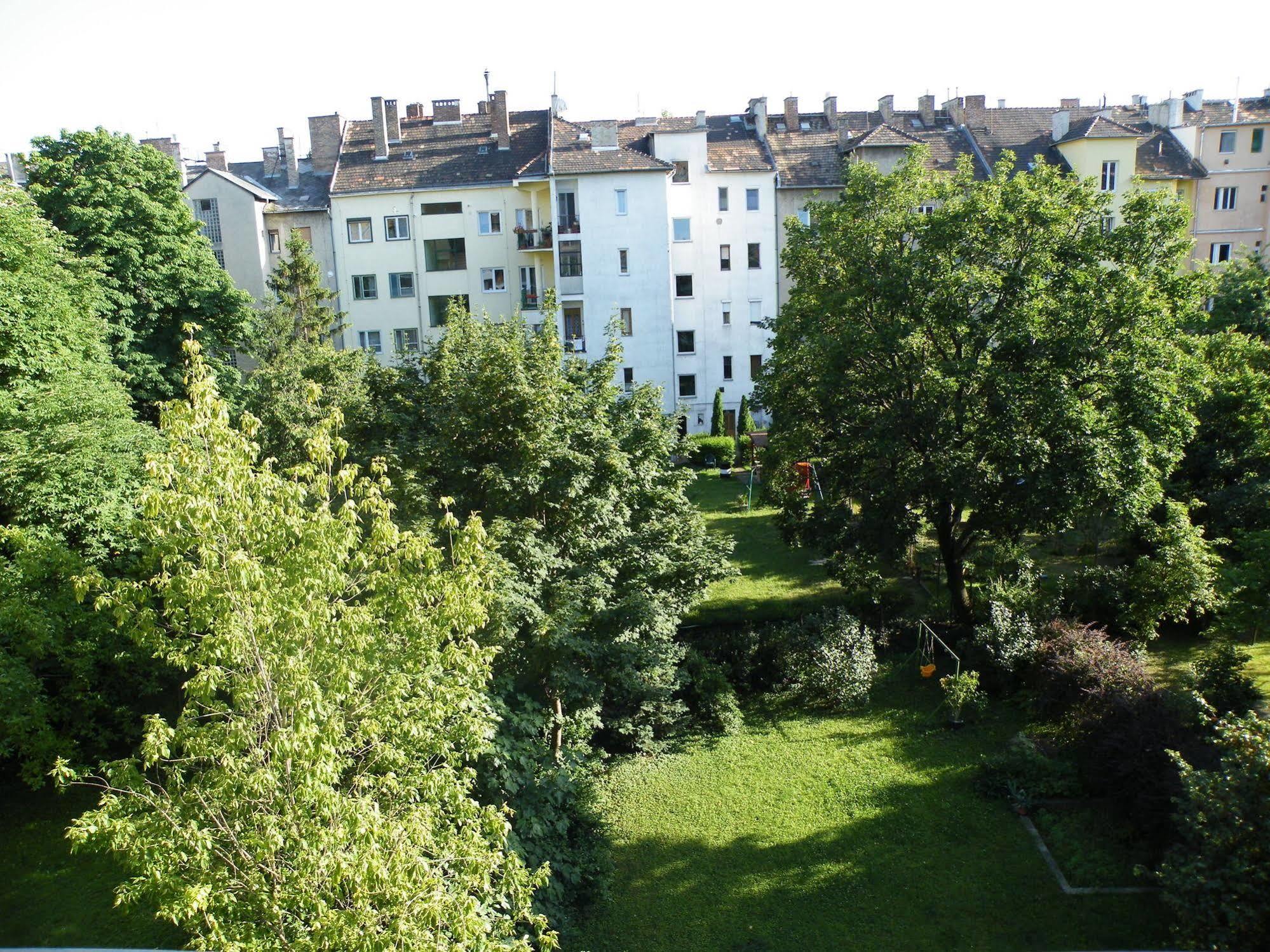 Apartment Buda Budapest Exterior photo